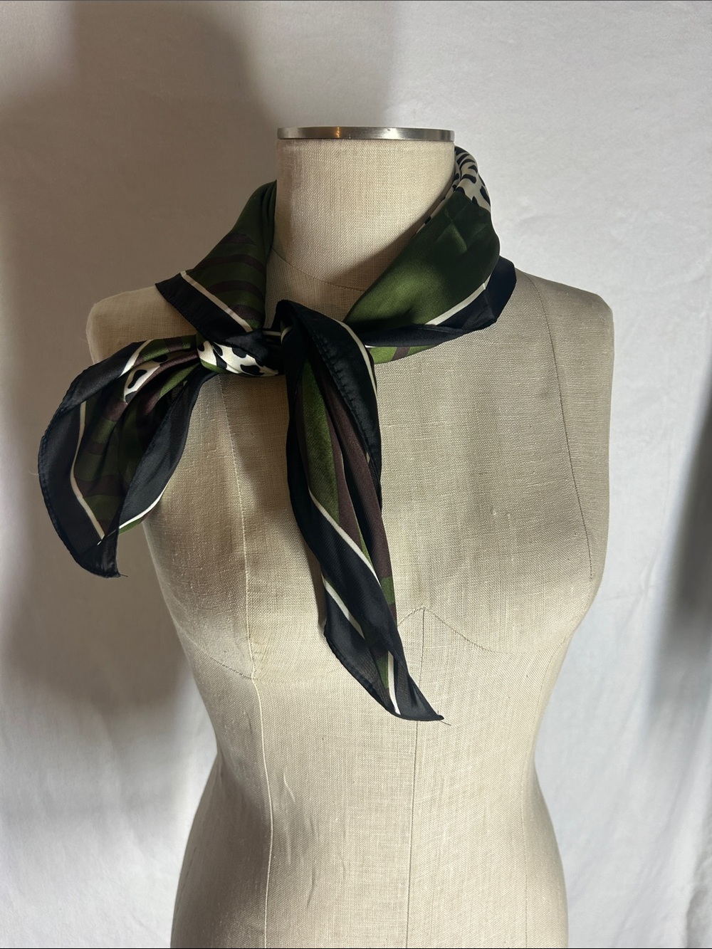 Silk Neck Scarf in Green and Black